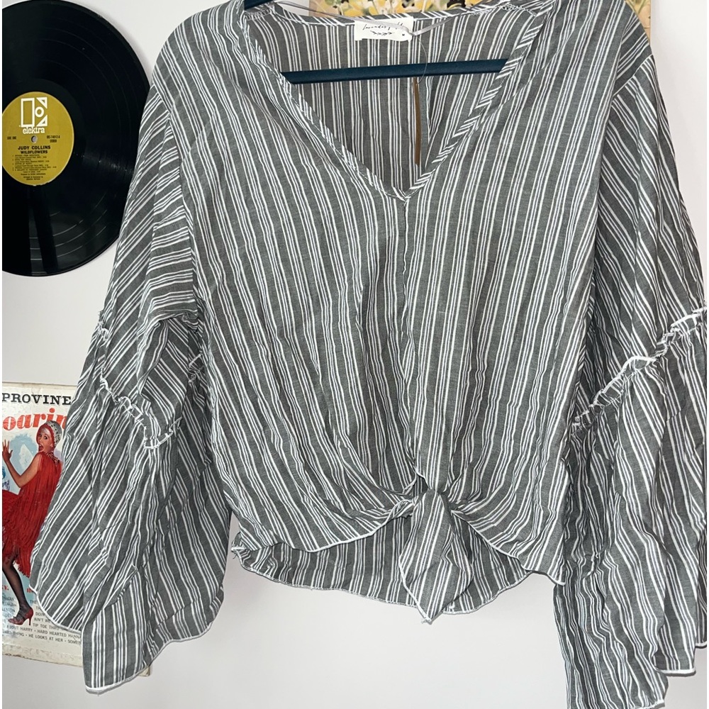 Lavender field balloon sleeve top